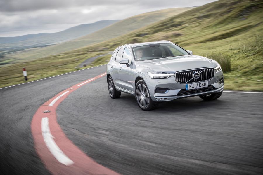  Volvo XC60 D4 Inscription 2017 года  (UK) (фото 22 из 172)